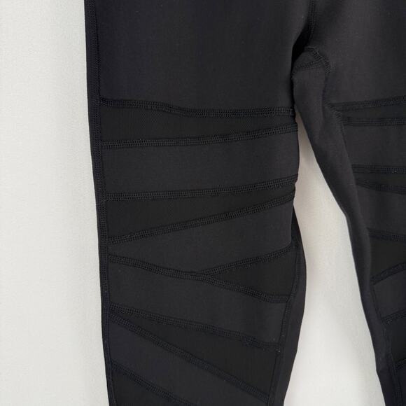 Lululemon High Times Crop *Tech Mesh Size 8 - Picture 8 of 16